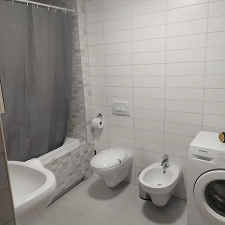 Апартаменты Smart Carrara *