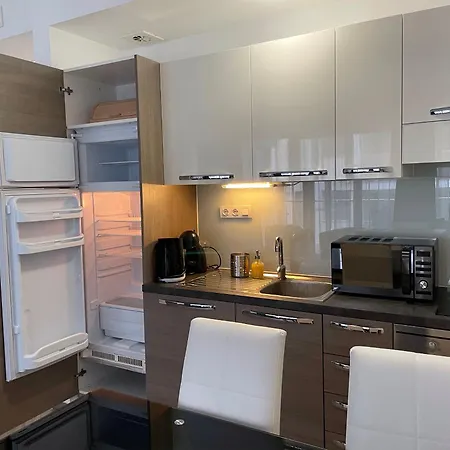 Smart Carrara * Budapest