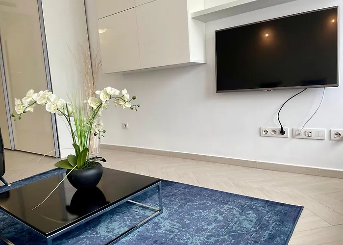 Smart Carrara *