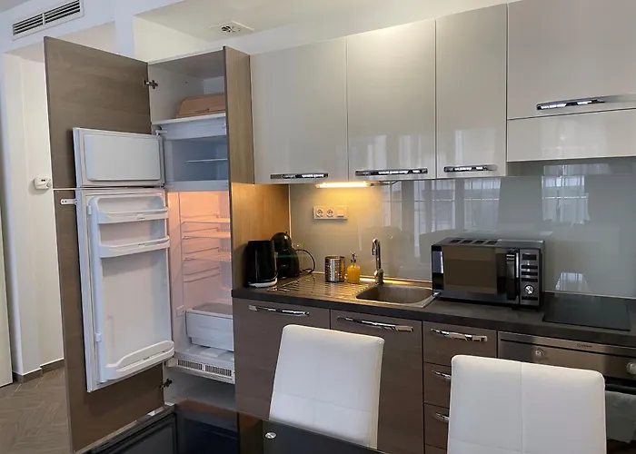 Smart Carrara * Βουδαπέστη