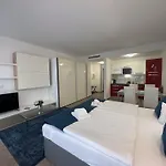 Swu Carrara Apartments Apartman *
