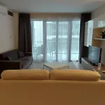 Apartman Swu Carrara Apartments