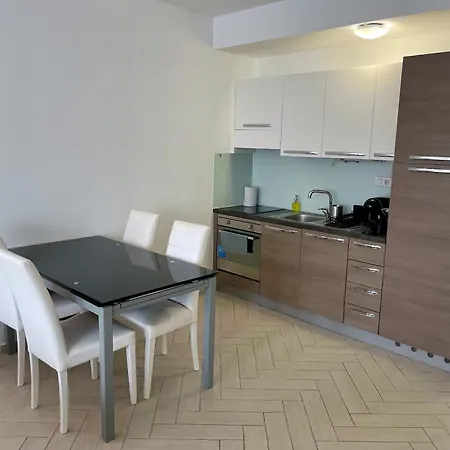 Apartman Swu Carrara Apartments *