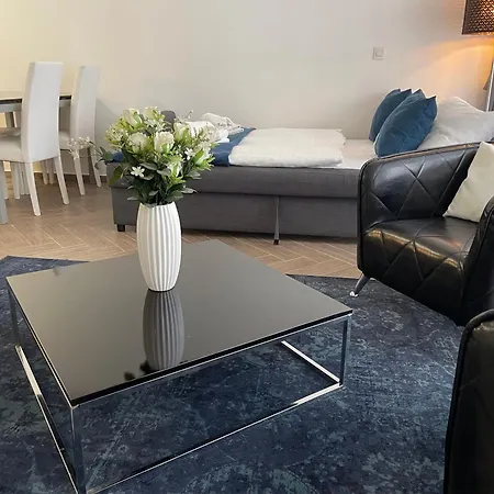 Smart Carrara بودابست