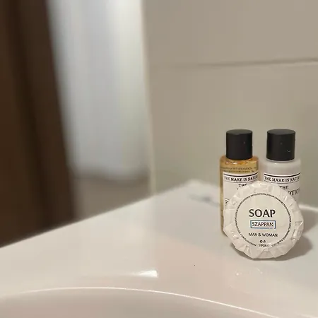 Smart Carrara شقة بودابست