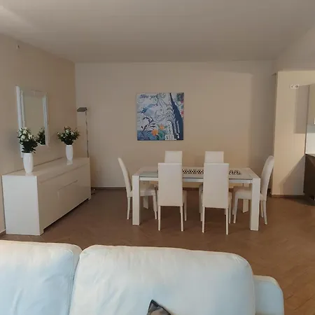 Smart Carrara Appartement *