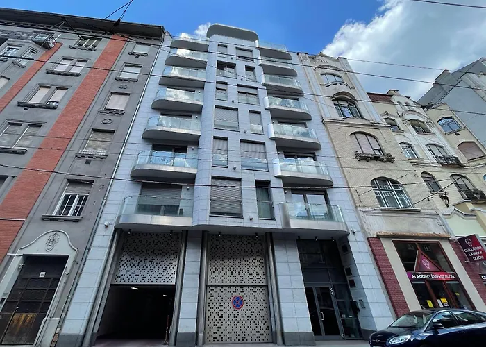 Апартаменты Smart Carrara *