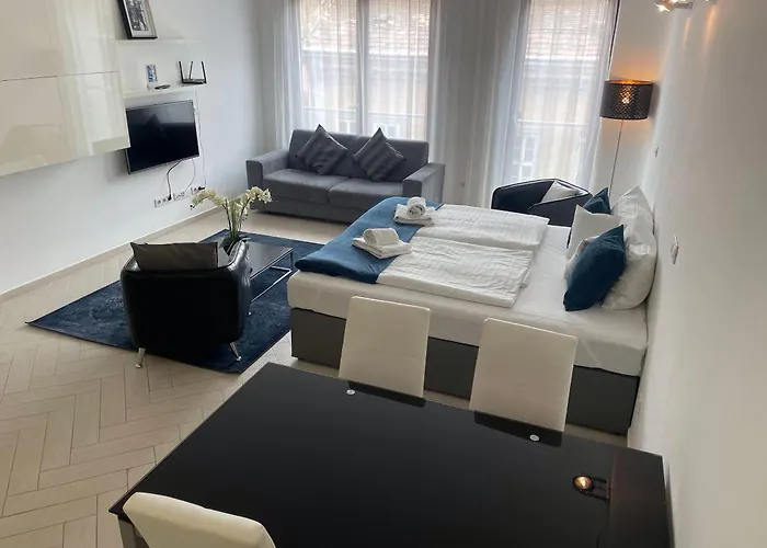 Апартаменты Smart Carrara