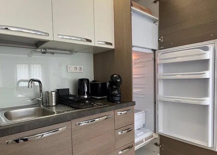 Smart Carrara Apartment Budapest