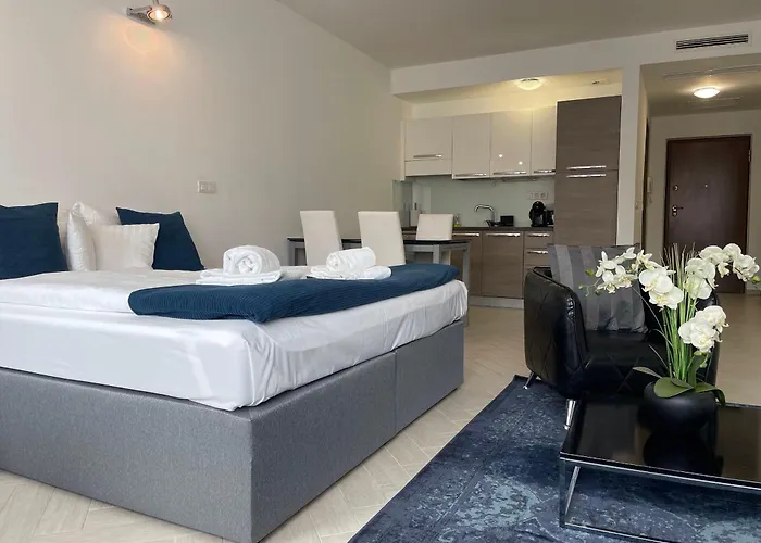 Апартаменты Smart Carrara Будапешт