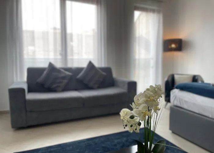 Smart Carrara Апартаменты *