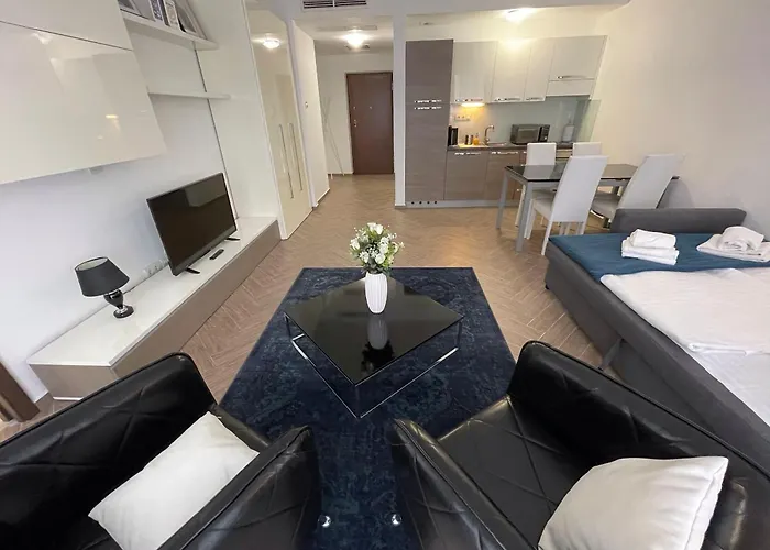 Apartment Smart Carrara *