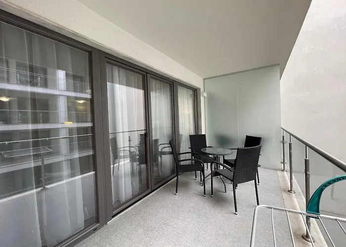 Smart Carrara Apartment