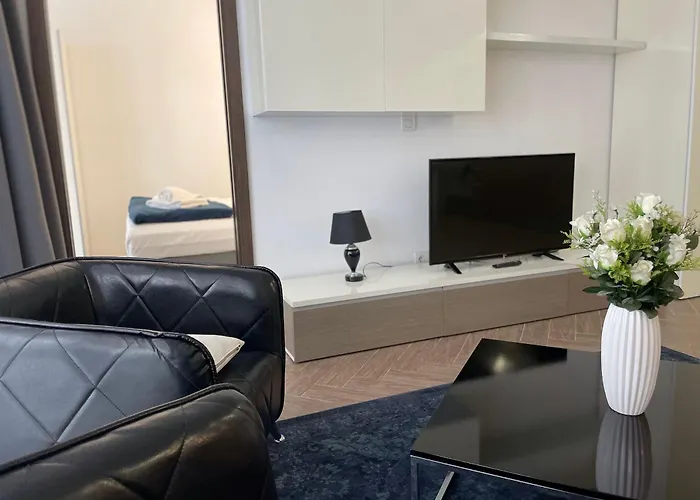 Smart Carrara Apartment *