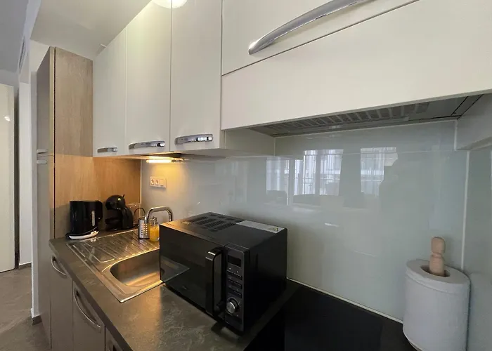 Smart Carrara Apartment